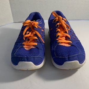 Nike women’s running sneakers